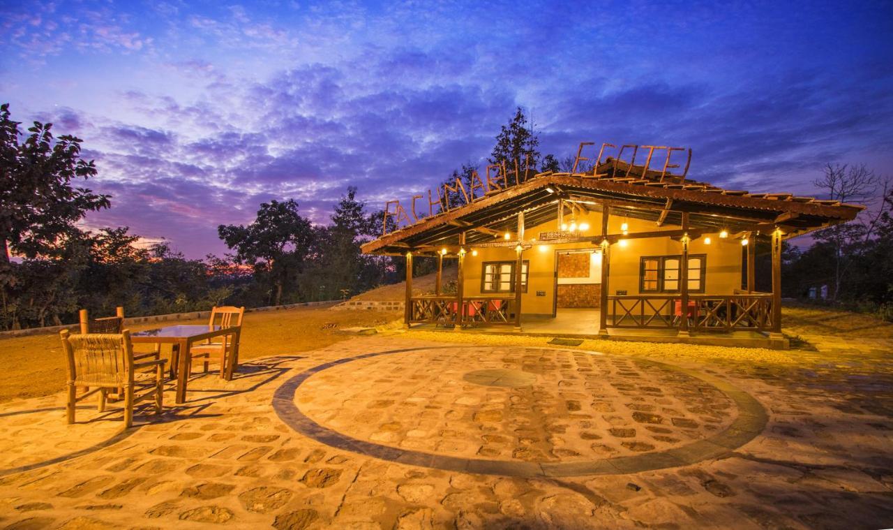 Wowstayz Pachmarhi Ecotel エクステリア 写真