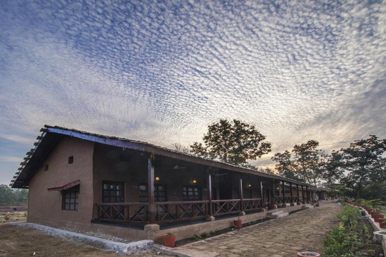 Wowstayz Pachmarhi Ecotel エクステリア 写真