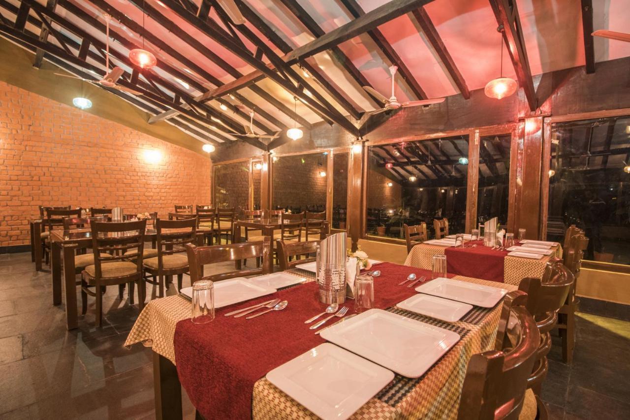 Wowstayz Pachmarhi Ecotel エクステリア 写真